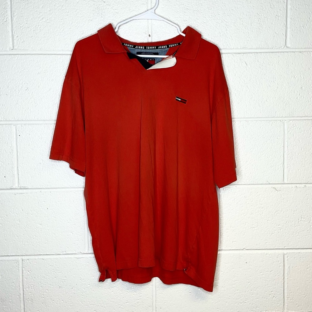 < Vintage Tommy Hilfiger Red Classic Polo Shirt >